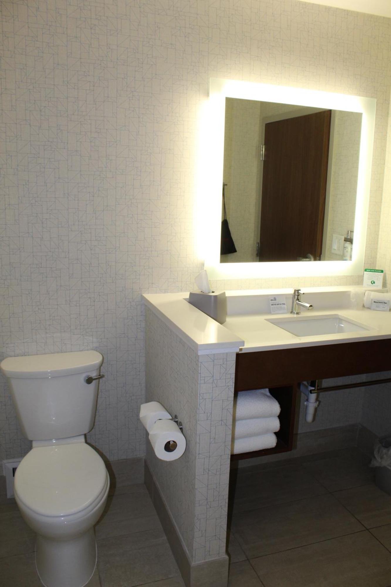 Hotel Express & - By Ihg